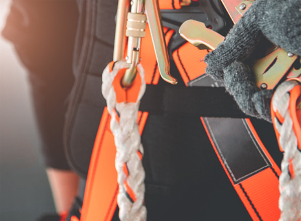 安全帶和安全繩兩者之間的區(qū)別
